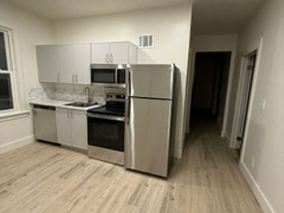 3rd image of 1346-1348 N 36th St
