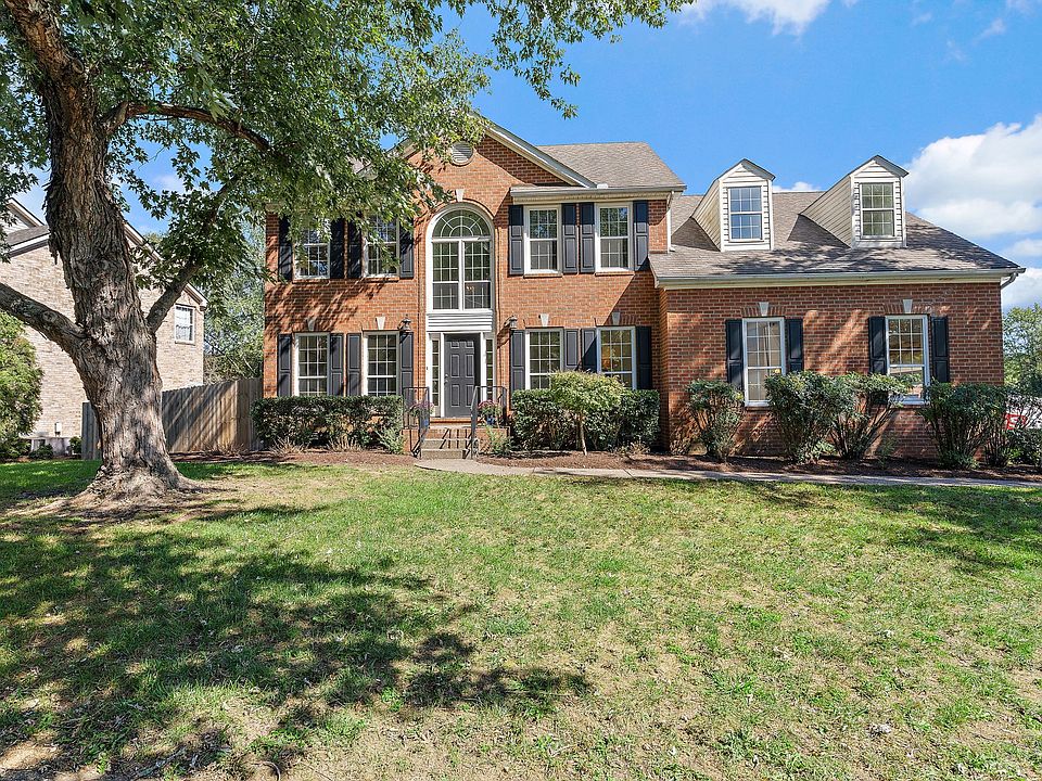 1st image of 600 Meadow Glen Ct