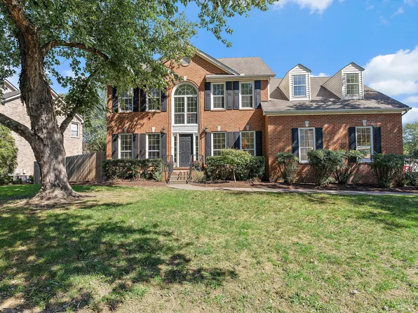 600 Meadow Glen Ct, Nashville, TN 37221