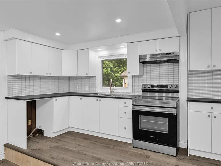 2032 Ford Blvd — Photo 24