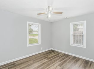 2925 E Maplewood Dr, Wichita, KS 67214