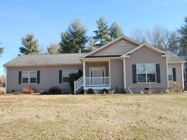 241 Sams Rd SE, Floyd, VA 24091