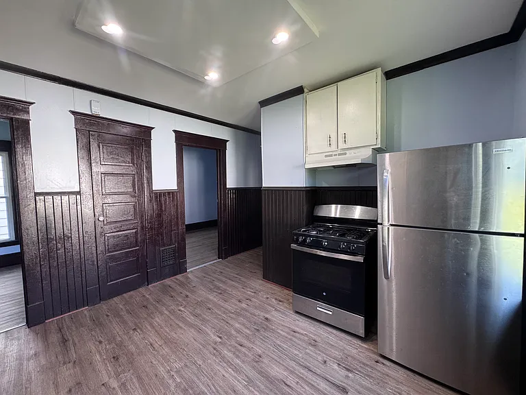55 Girard Pl #1 — Photo 10