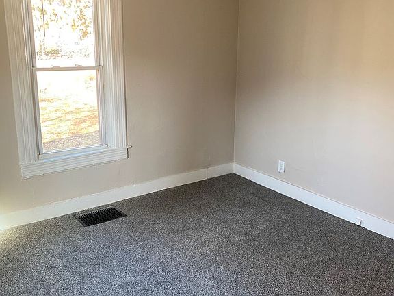 4th image of 202 W William St APT 1