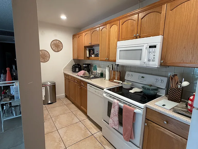 4510 NW 79th Ave #2B — Photo 4