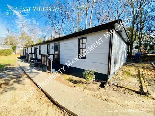 1217 E Muller Ave Photo 1