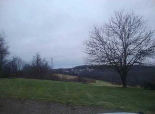 645 Forbes Trail Rd, Greensburg, PA 15601