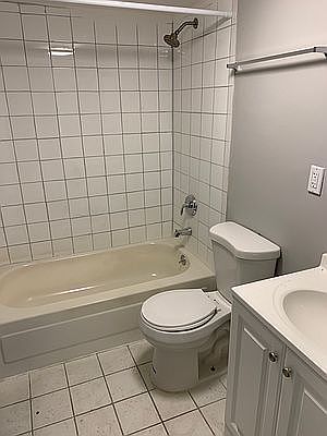3rd image of 100 Lockman Ave #A