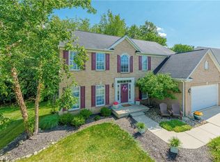 4590 Devereux Dr, Akron, OH 44321