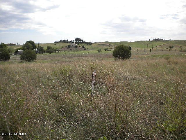 2nd image of 27 Harvest Dr