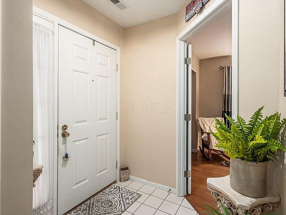 5th image of 3081 Pine Manor Blvd