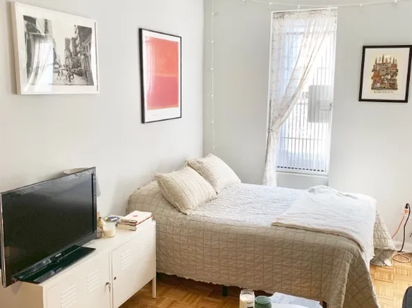 248 E 90th St APT 4D, New York, NY 10128
