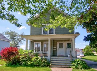 712 Richmond St, Joliet, IL 60435