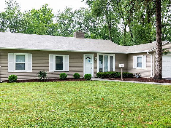 2nd image of 356 Indianwood Blvd