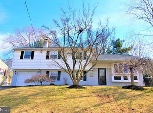317 Acorn Dr, Warminster, PA