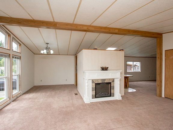 3rd image of 2518 S 371st Pl