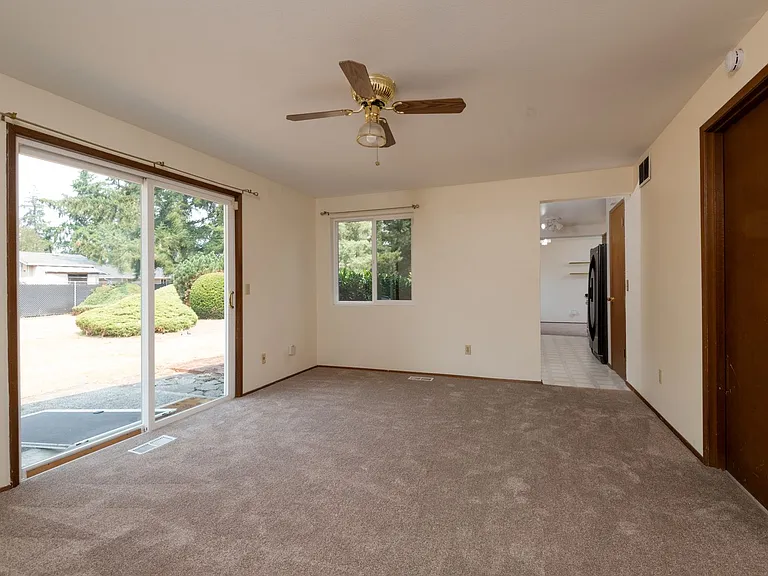 17656 SE 267th Pl — Photo 18