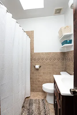 Sold by WorldWide Homes, Inc. | media 18