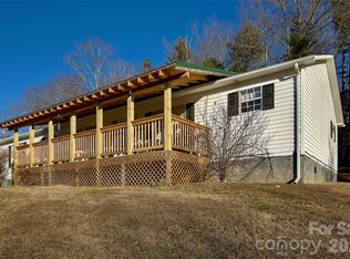 3 Altapass Trl, Spruce Pine, NC 28777