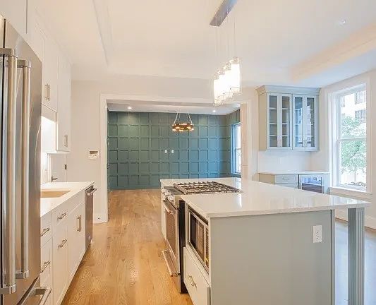 3rd image of 334 Scott St #2B