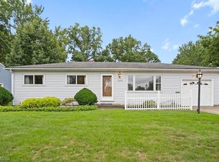 2502 Eastlawn St, Lorain, OH 44052
