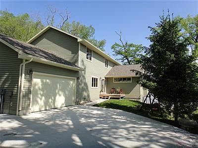 1st image of 15518 Basswood Ave