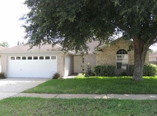 403 Willow Green Dr, Orange Park, FL 32073