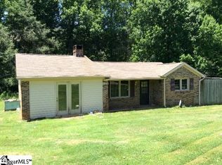 139 Riggins Bridge Rd, Liberty, SC 29657