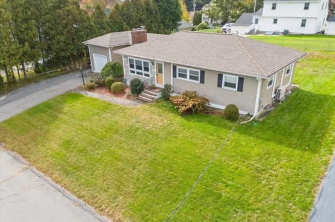 2 Coronet Ave