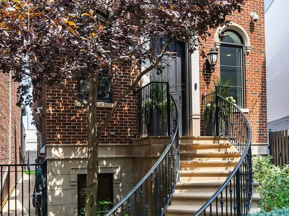 1630 W Surf St, Chicago, IL 60657