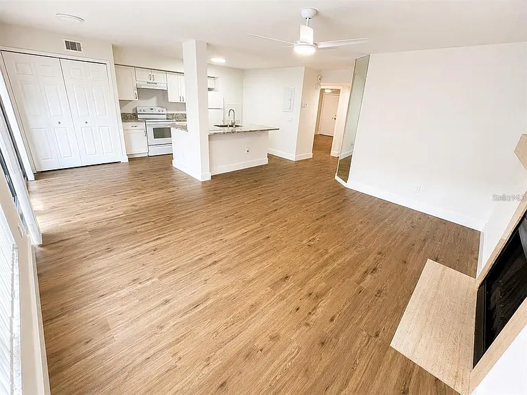 4702 Sutton Ter #108 — Photo 23