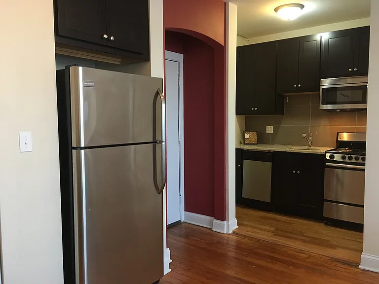 El Howard LLC — Photo 2