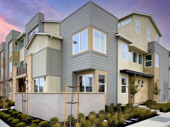 5595 Holly Bay Ave, Dublin, CA 94568