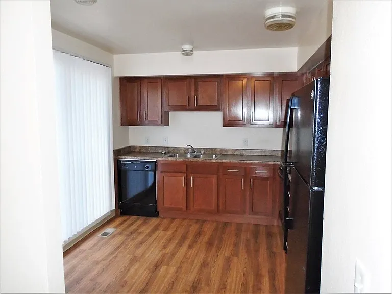 Ivy Hill Townhomes — Photo 3