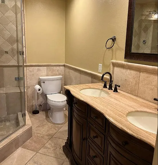 5800 Owensmouth Ave #7 — Photo 10