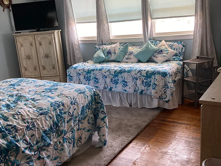 907 N Ocean Ave — Photo 11