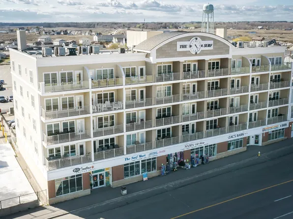 275 Ocean Boulevard #303, Hampton, NH 03842