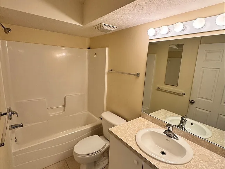 26700 Rosewood Pointe Dr #103 — Photo 7