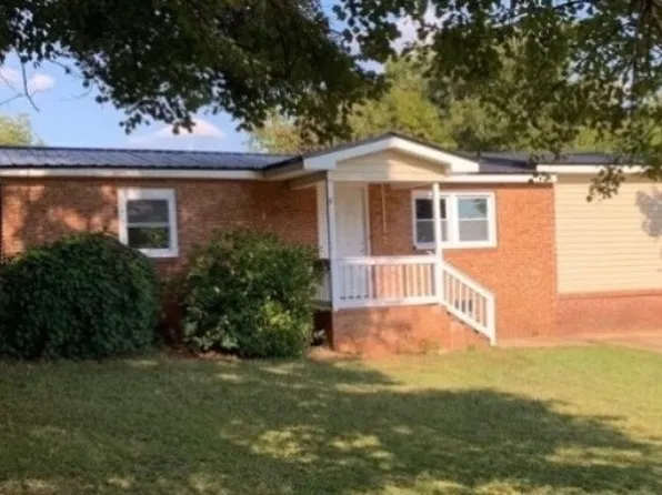 342 Phillips Cir, Royston, GA 30662