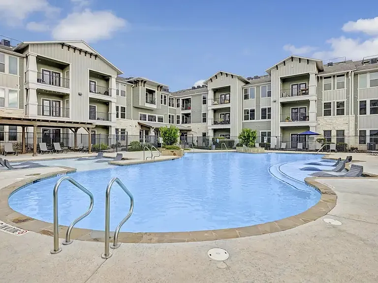 Enclave at the Dominion Apartments — Photo 18