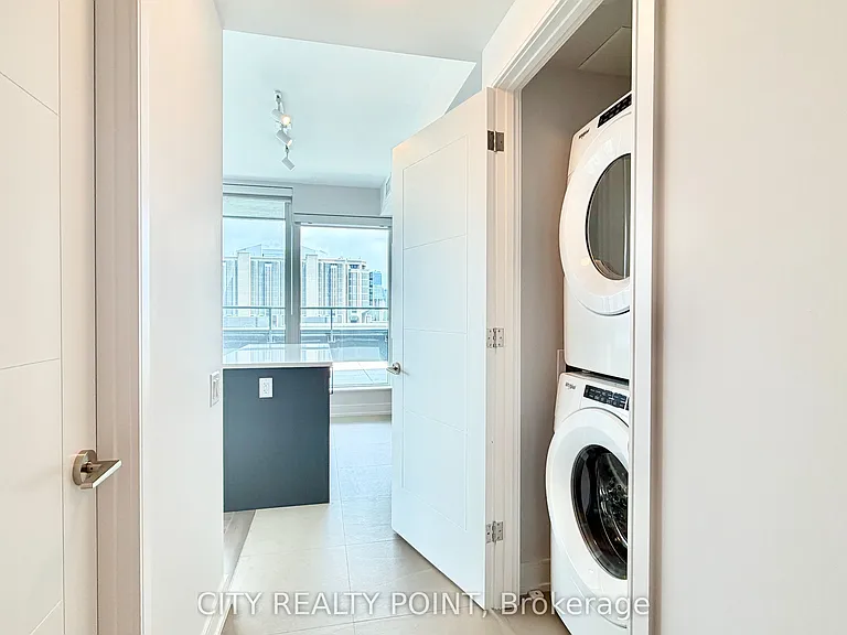 664 Spadina Ave #1003 — Photo 16