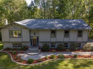 378 Rockport Rd, Port Murray, NJ 07865