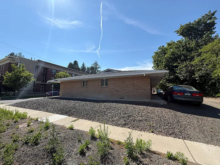 607 C Street in Cheney Near EWU Campus! — Photo 3