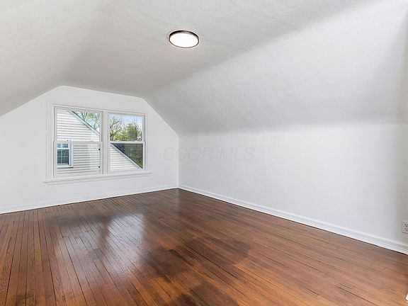 3rd image of 506 Edgemont Rd