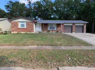 1114 Patsy Ln, O'Fallon, MO 63366