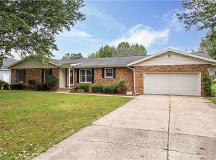 2407 Culpepper St, Effingham, IL 62401