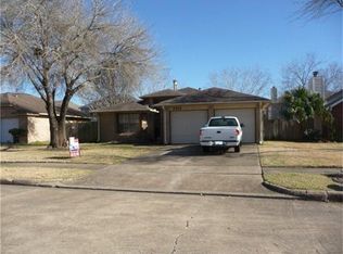 2203 Secretariet Dr, Stafford, TX 77477