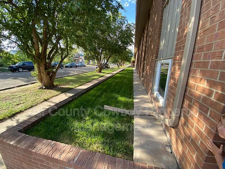 1000 E Garfield St #13 — Photo 16