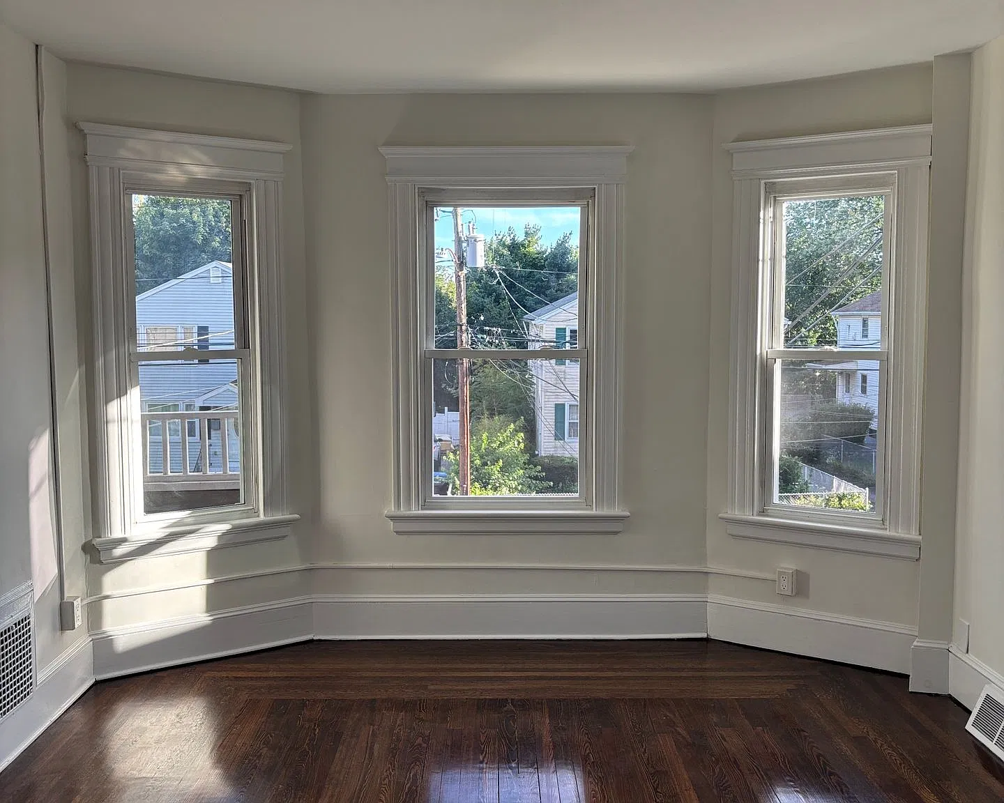 38 Roberts St — Photo 1