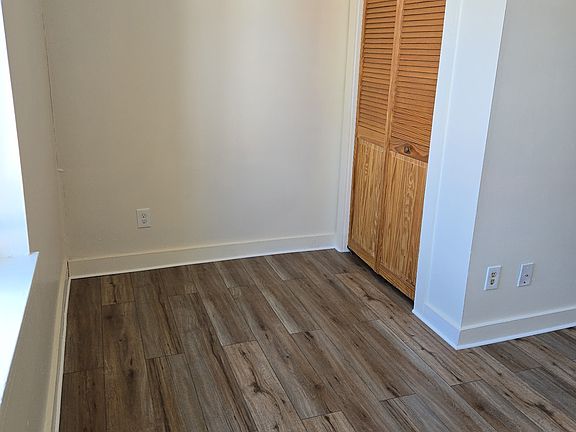 5th image of 46 Main St